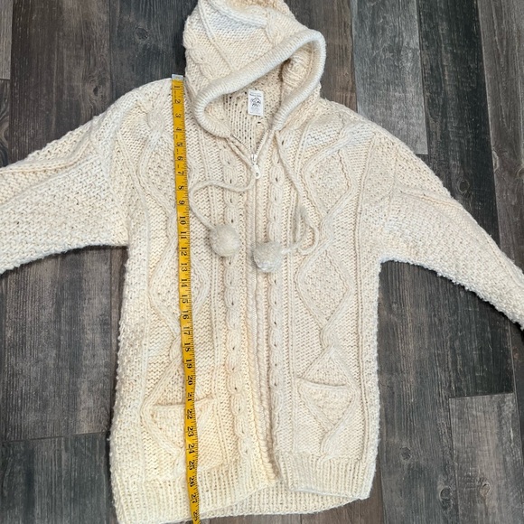 Native Inka 100% Wool Elf Hooded Chunky Sweater Fisherman Cable Pom Pom Long - Picture 7 of 11